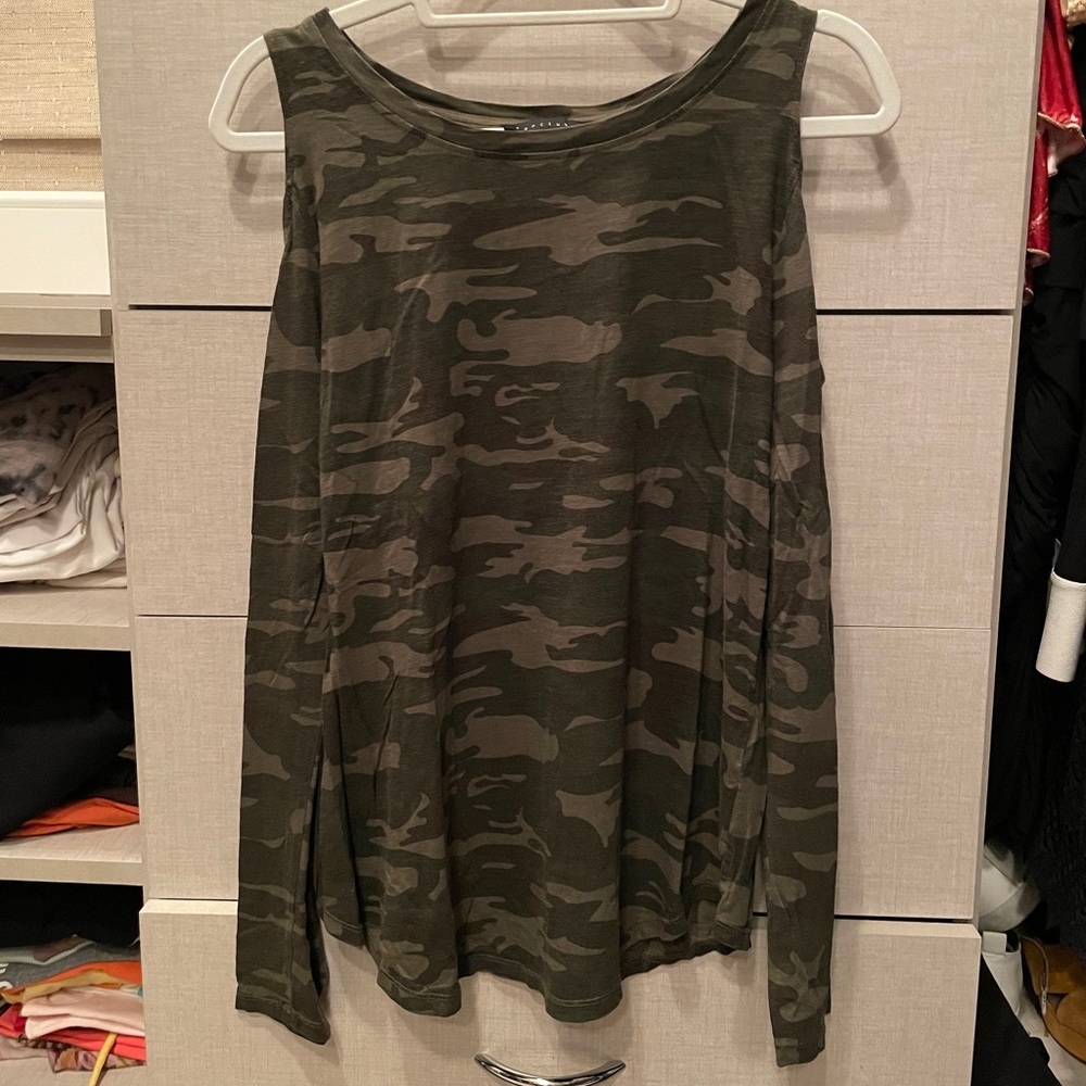 Sanctuary Cold Shoulder Top